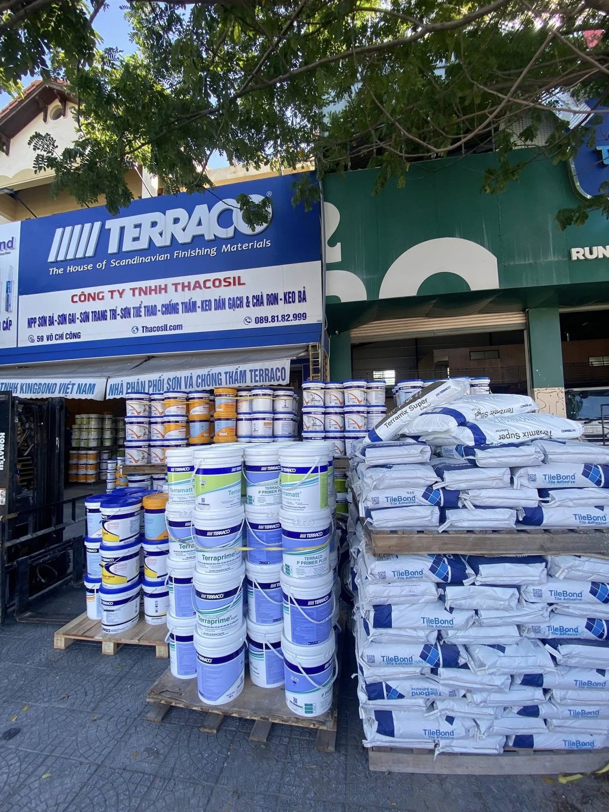 Pallet thùng sơn và bao vật liệu Terraco
